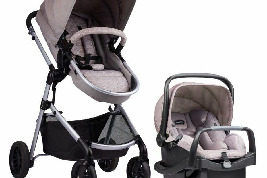 CAR SEAT THAT TURNS INTO A STROLLER